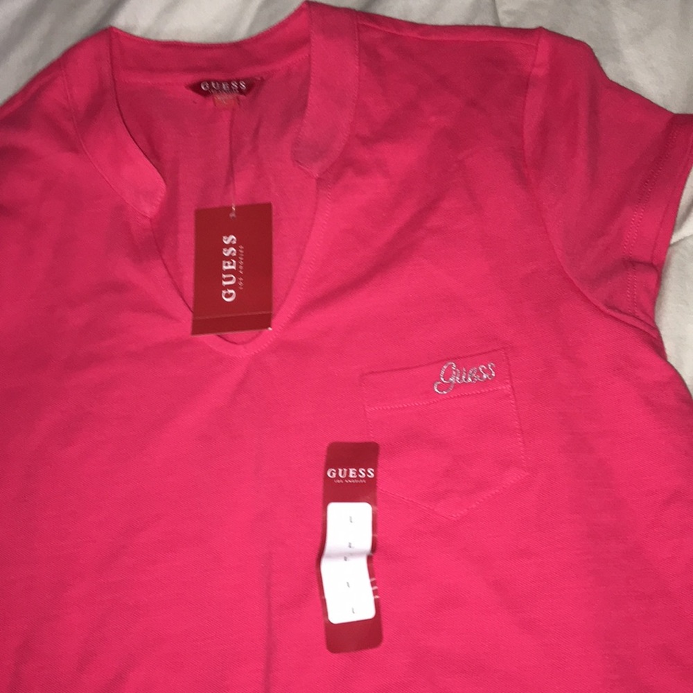 NWT Guess T-Shirt